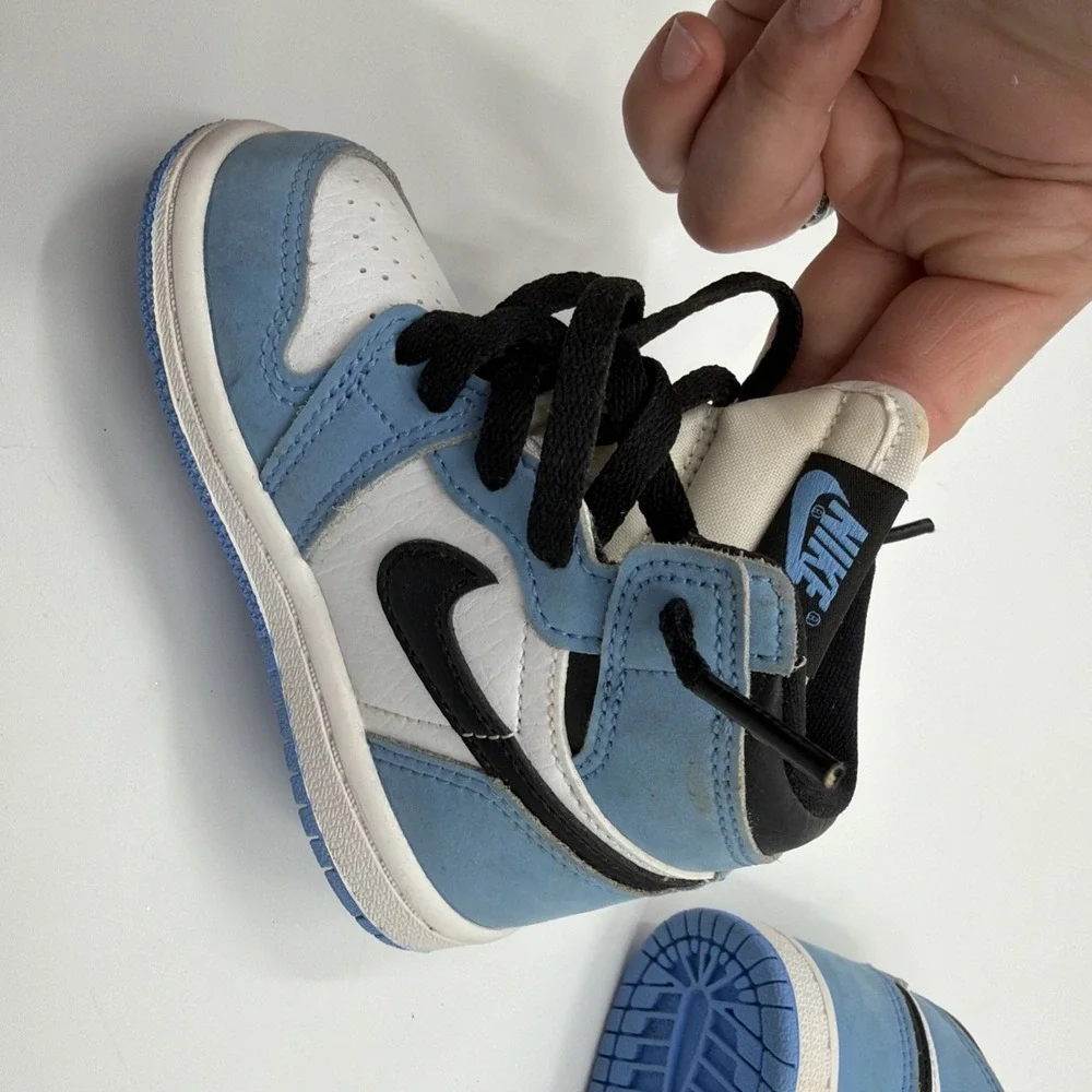 Jordan 1 High University Blue Toddler AQ2665-134 Air Jordan Retro UNC‎ 1s Sz 6C